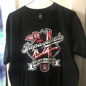 Obey t shirt